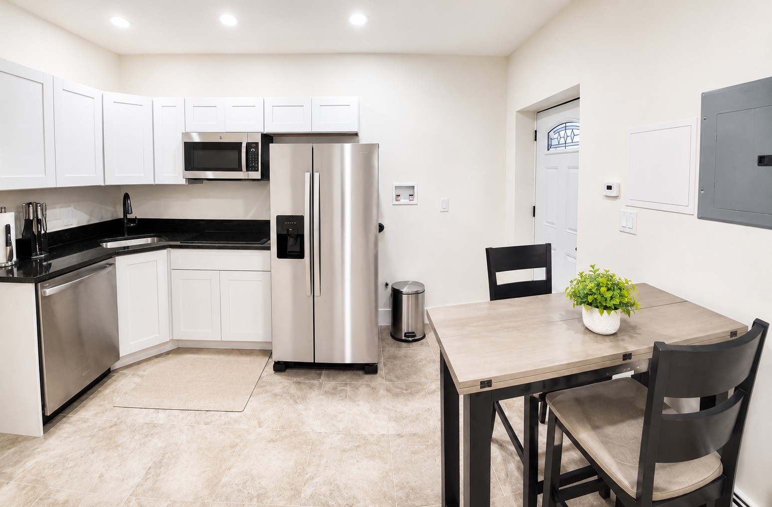 9 Bernard Street, Apt 9B1