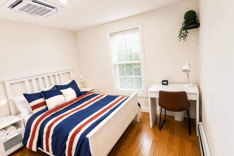7 Bernard Street, Apt 7B2 - photo 34
