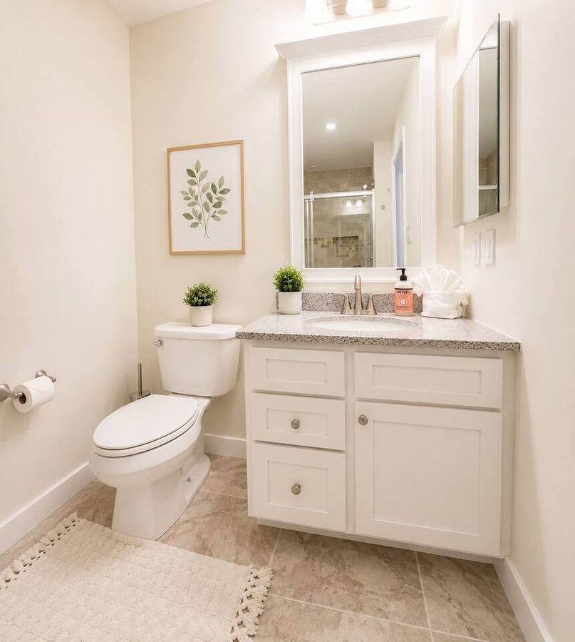 7 Bernard Street, Apt 7B2 - photo 35