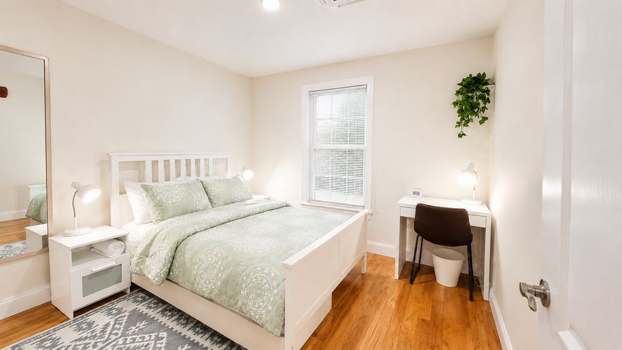 9 Bernard Street, Apt 9B2 - photo 6