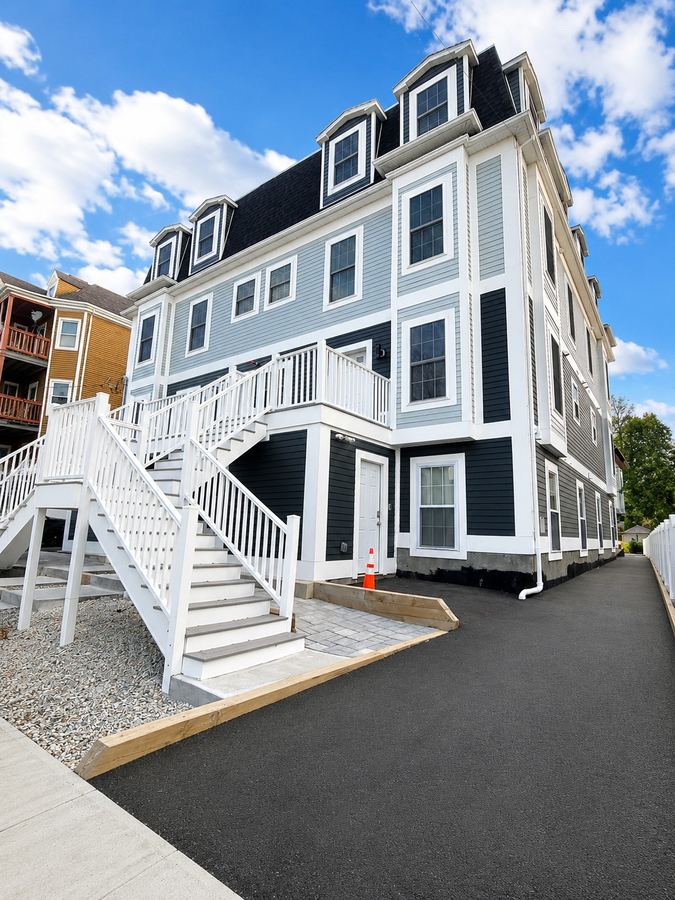 9 Bernard Street, Apt 9B2 - photo 3