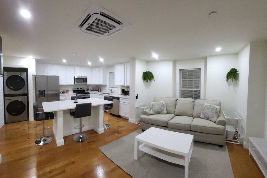 9 Bernard Street, Apt 9B2 - photo 14