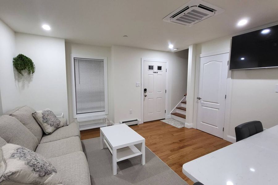 9 Bernard Street, Apt 9B2 - photo 18