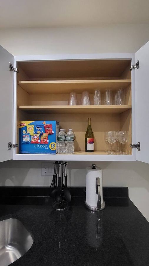9 Bernard Street, Apt 9B2 - photo 28