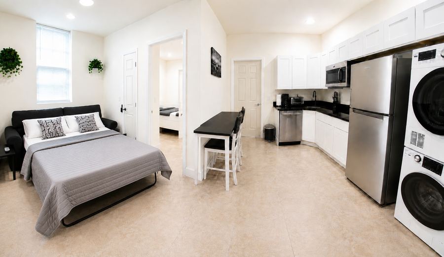 9 Warner Street, Apt 9W1 - photo 2